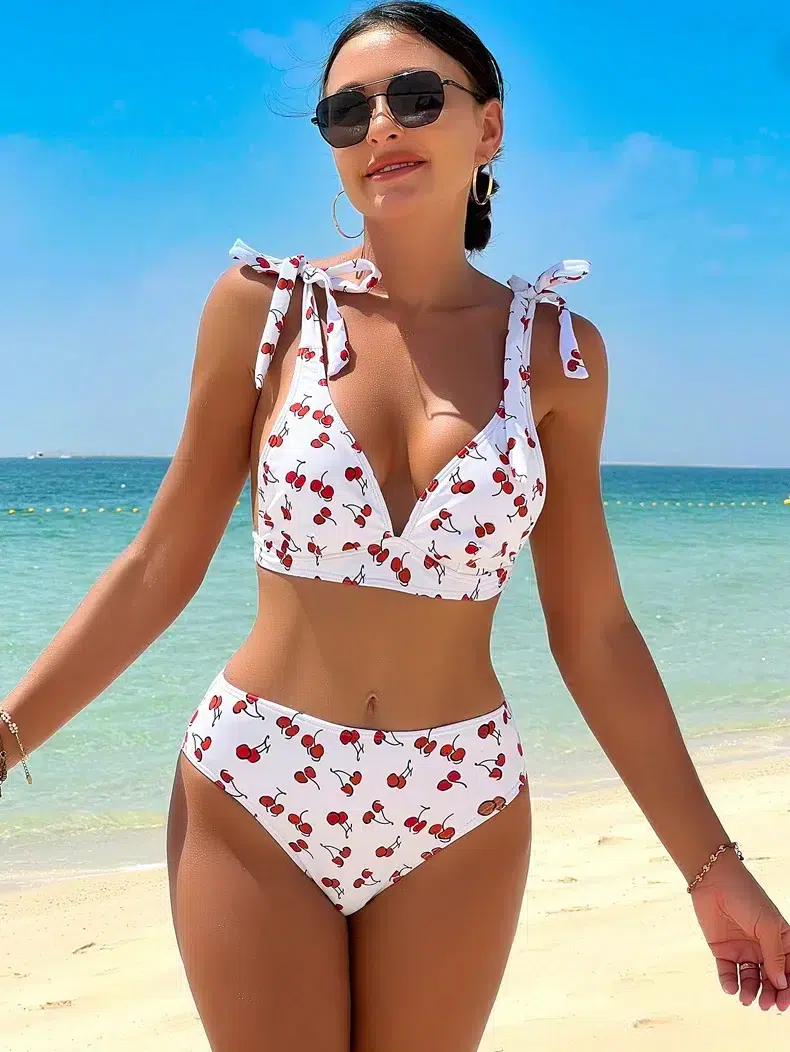 Feu Arrière Gauche Compatible Chevrolet Silverado 1500/2500HD/3500 (2007-2013) - Bordure Rouge