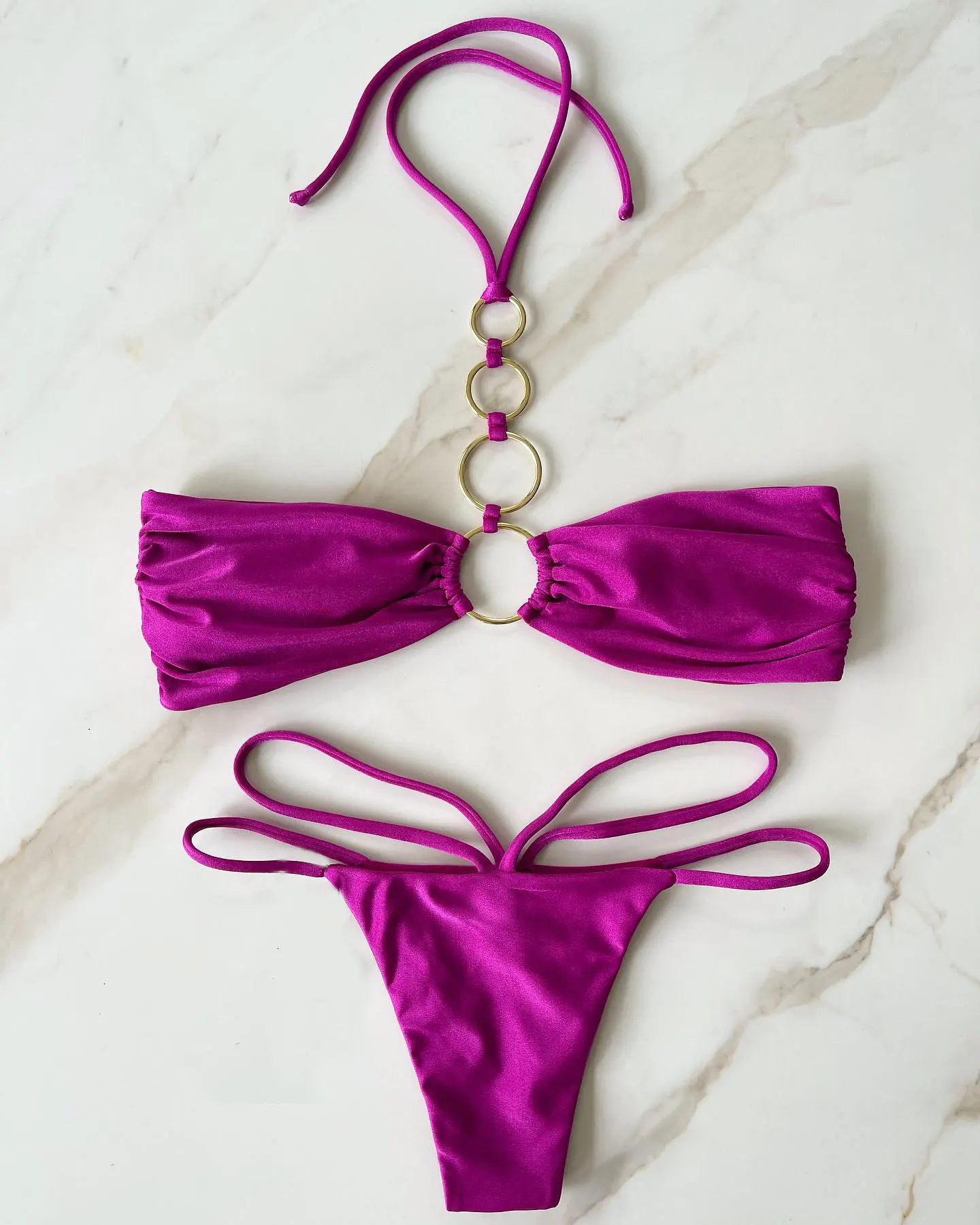 Maillot de Bain Violet Sexy Détails Doré Maillot de Bain Violet Sexy Détails Doré